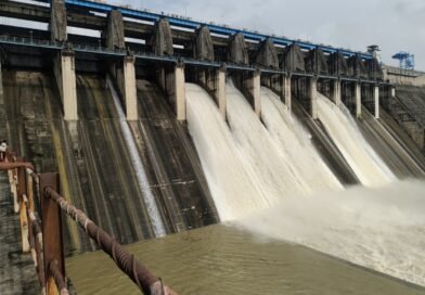 मिनीमाता बांगो बांध के चार गेट खोले गए, जिला प्रशासन ने नहीं कराई मुनादि, निचली बस्तियों में भय