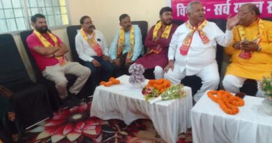 उद्योग मंत्री श्री लखन लाल देवांगन ने सर्व यादव समाज के नवीन कार्यकारिणी को दिलाई शपथ, मेनाव यादव समाज के अध्यक्ष रामायण यादव ने रखी अपनी बात, पदाधिकारीयों ने  दी एक जुटता का परिचय